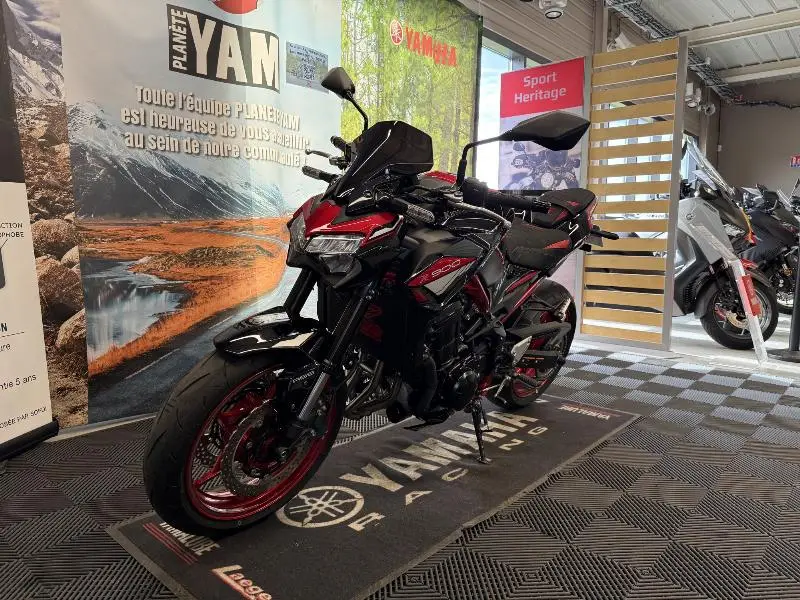 Z 900