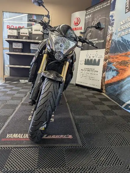CB 1000 R