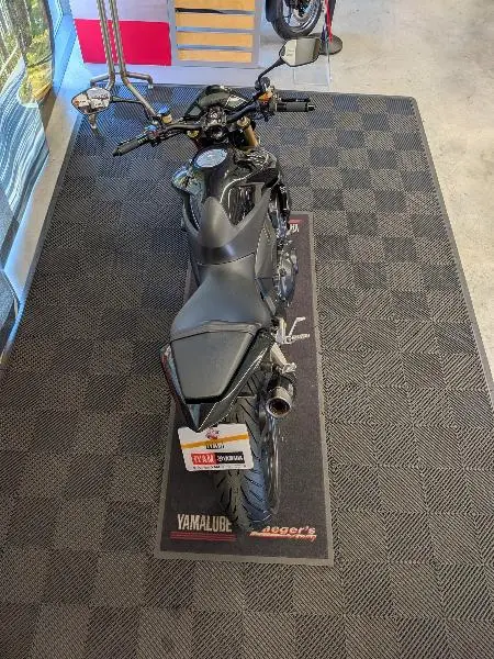 CB 1000 R