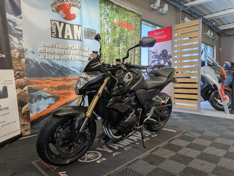 CB 1000 R