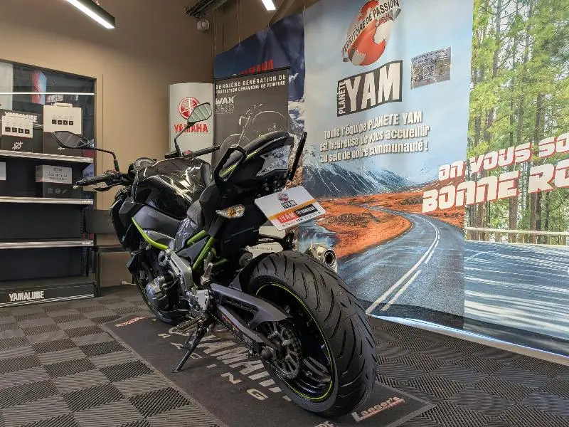 Z 900
