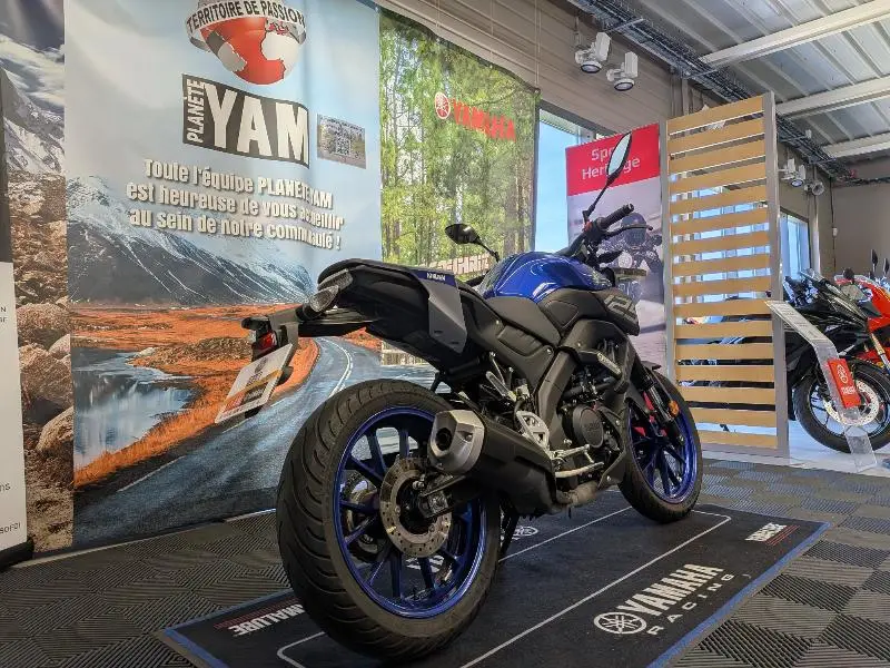 MT125 ABS
