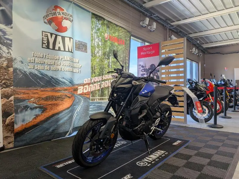 MT125 ABS