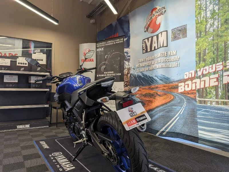MT125 ABS