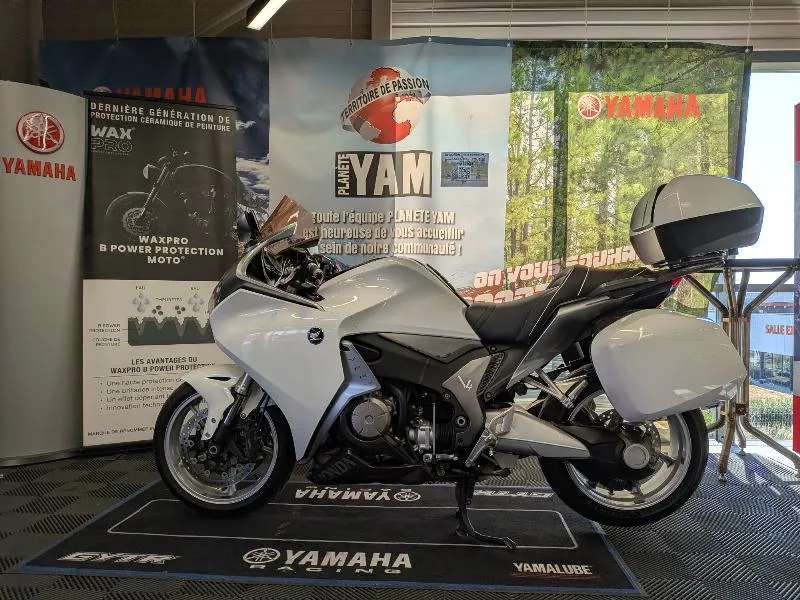 VFR 1200 F