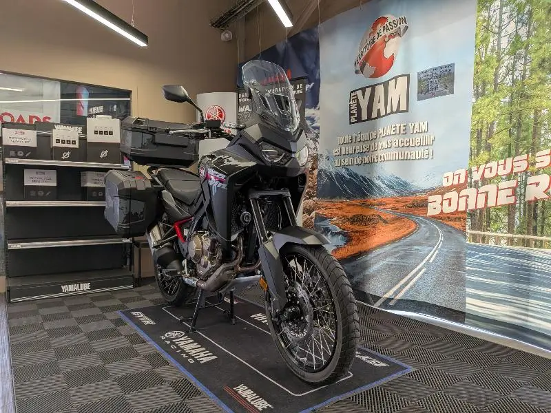 CRF 1100  L AFRICA TWIN