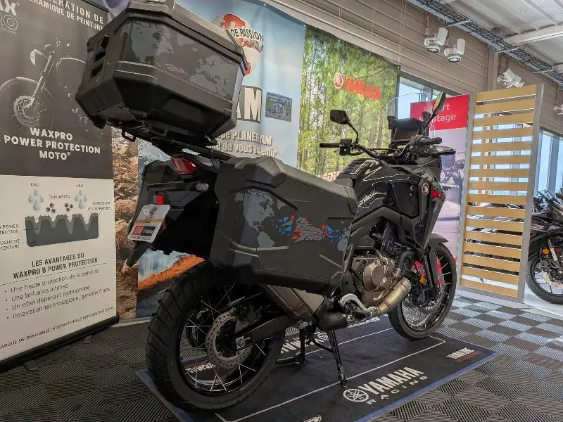 CRF 1100  L AFRICA TWIN