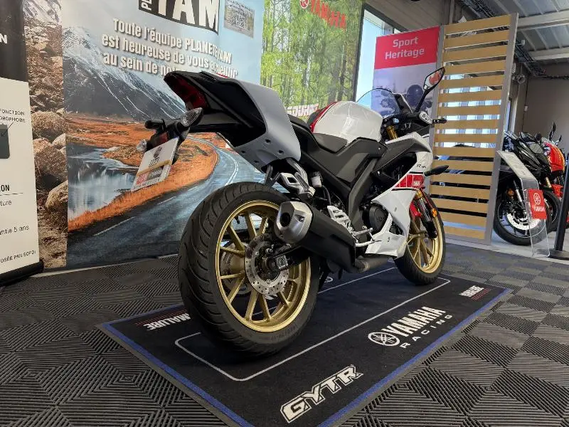 YZF 125 R ABS