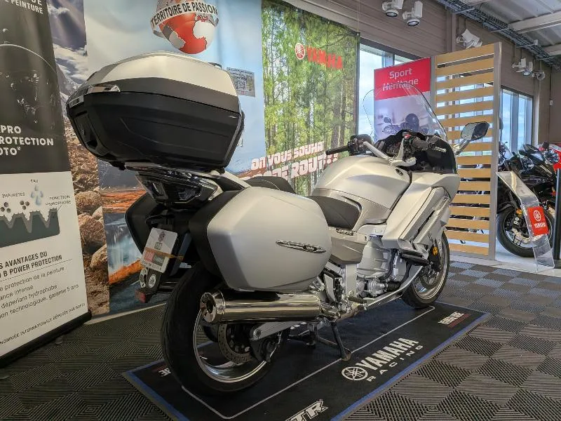 FJR 1300 AS