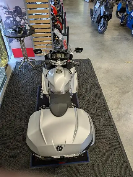 FJR 1300 AS