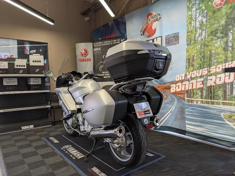 FJR 1300 AS