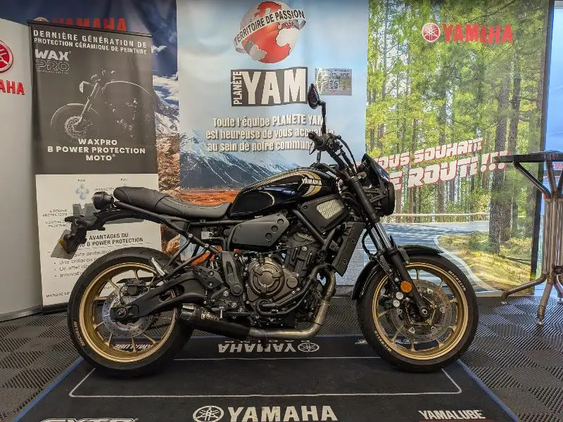 XSR 700 ABS