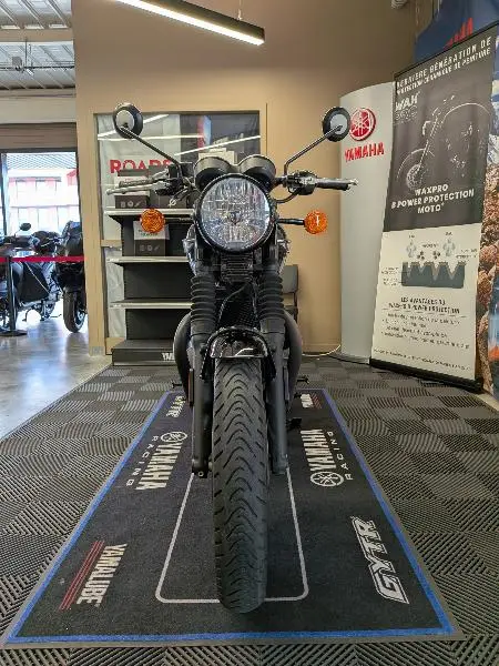 Bonneville T120 Black