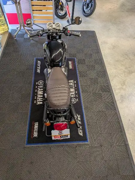 Bonneville T120 Black