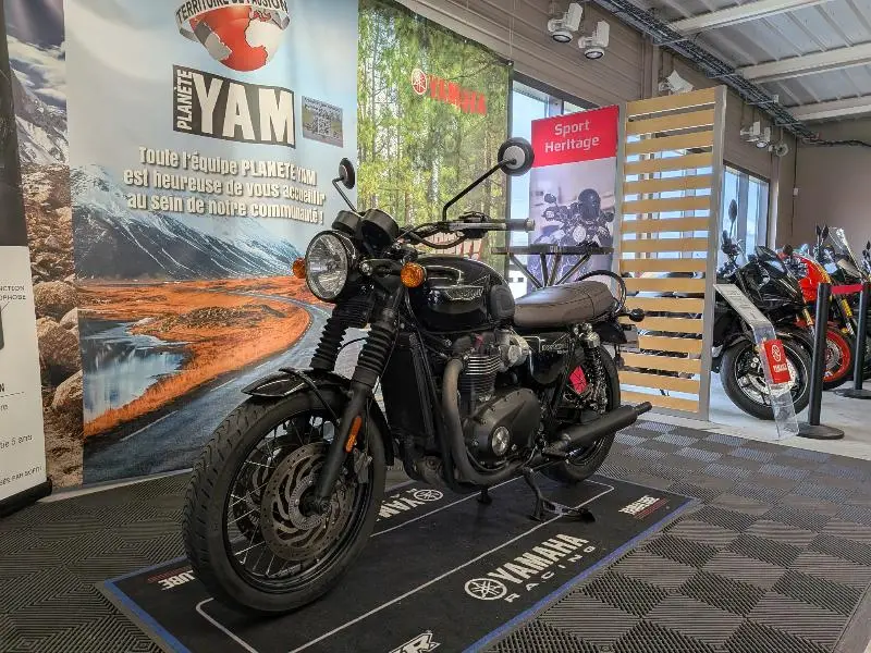 Bonneville T120 Black