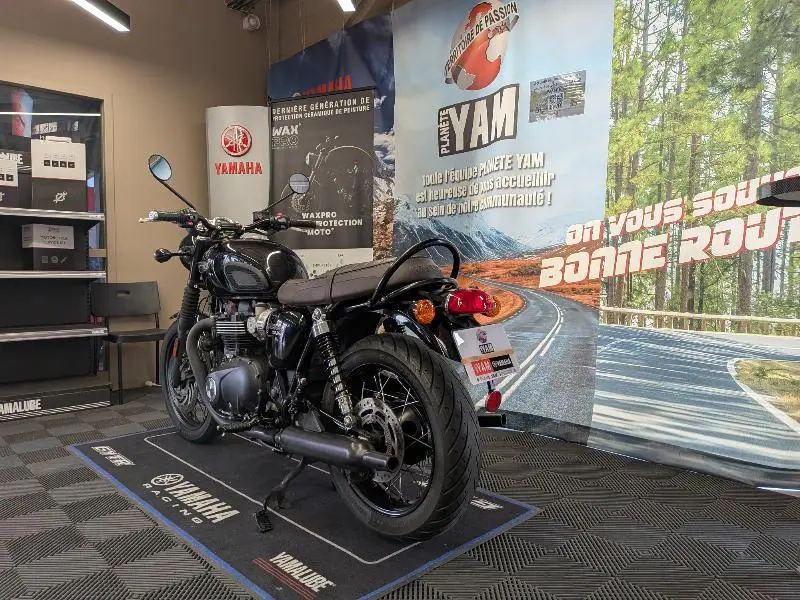 Bonneville T120 Black