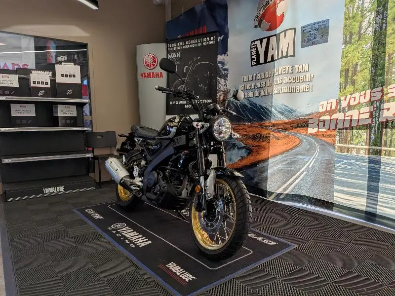 XSR 125 Legacy