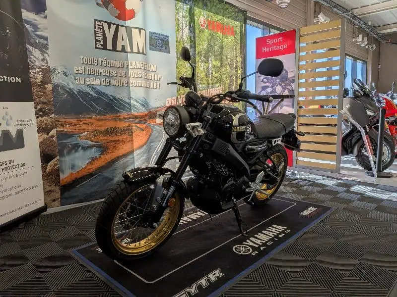 XSR 125 Legacy