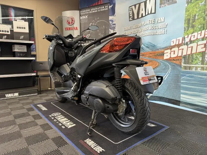 XMAX 125 TECH MAX