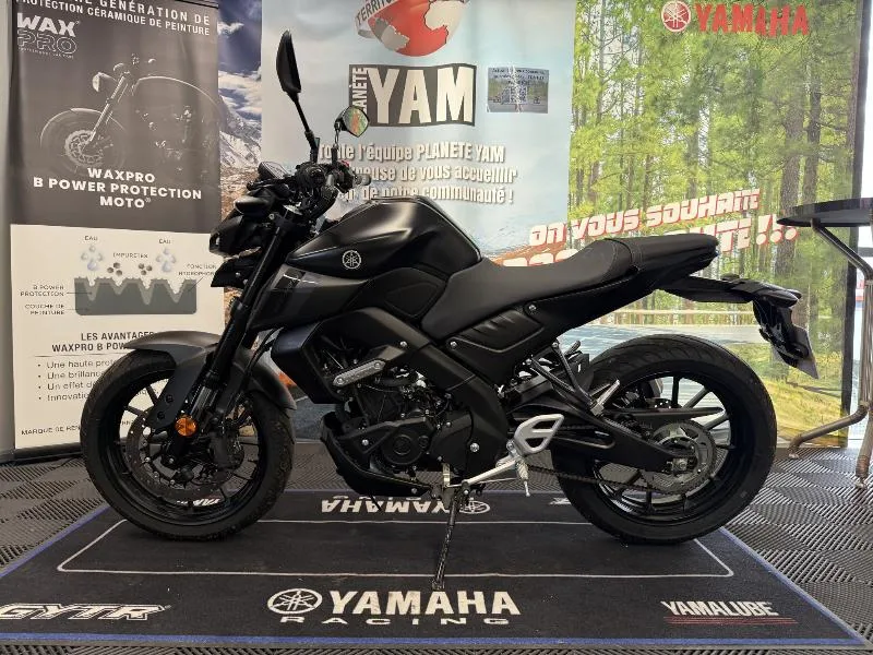 MT125 ABS