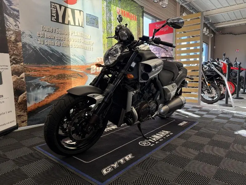 VMAX 1700
