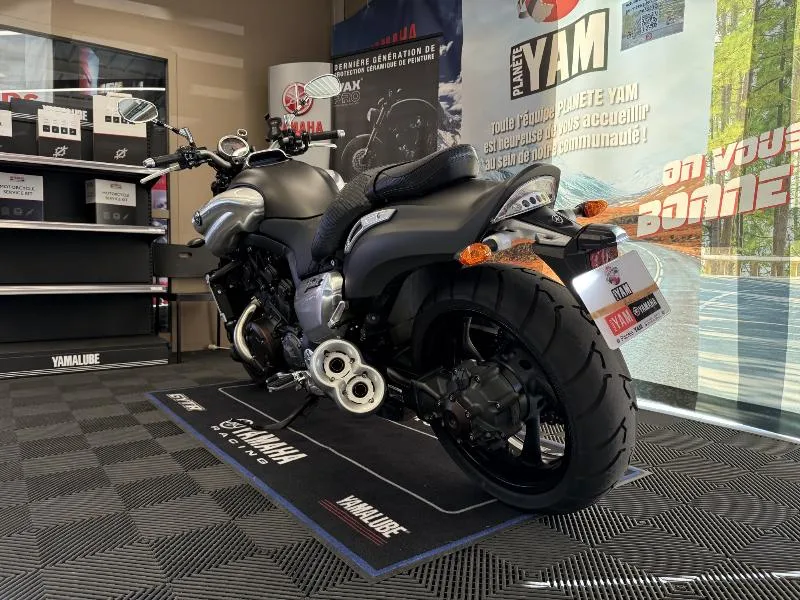 VMAX 1700