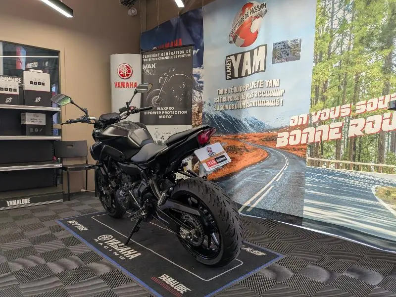 MT07