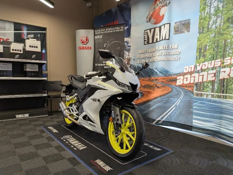 YZF 125 R ABS