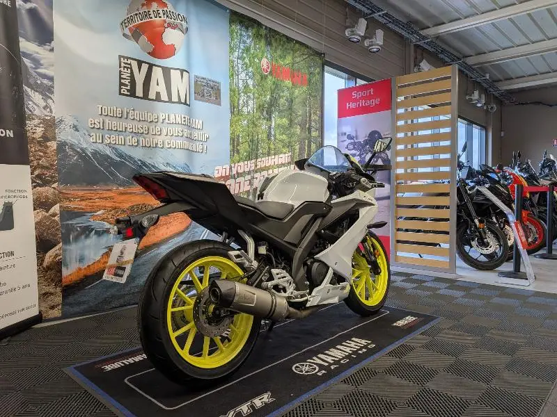 YZF 125 R ABS