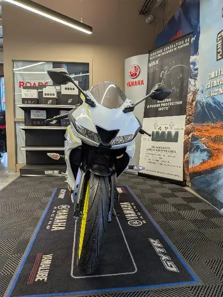 YZF 125 R ABS