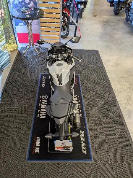 YZF 125 R ABS