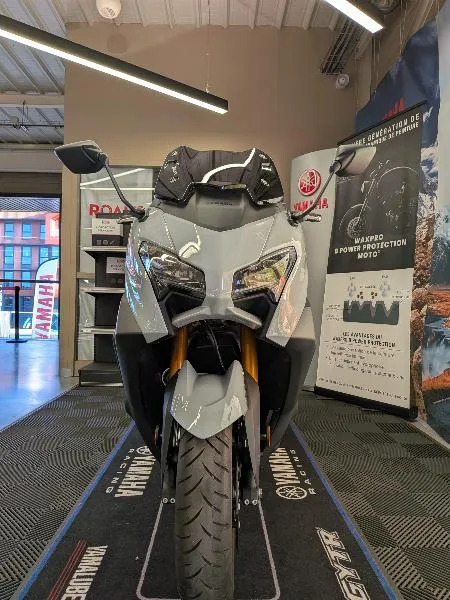 XP TMAX 560 TECH MAX