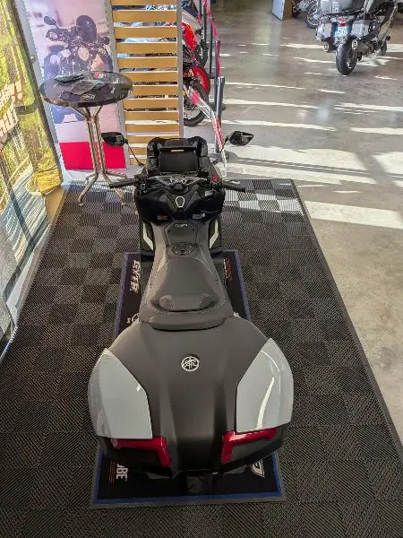 XP TMAX 560 TECH MAX