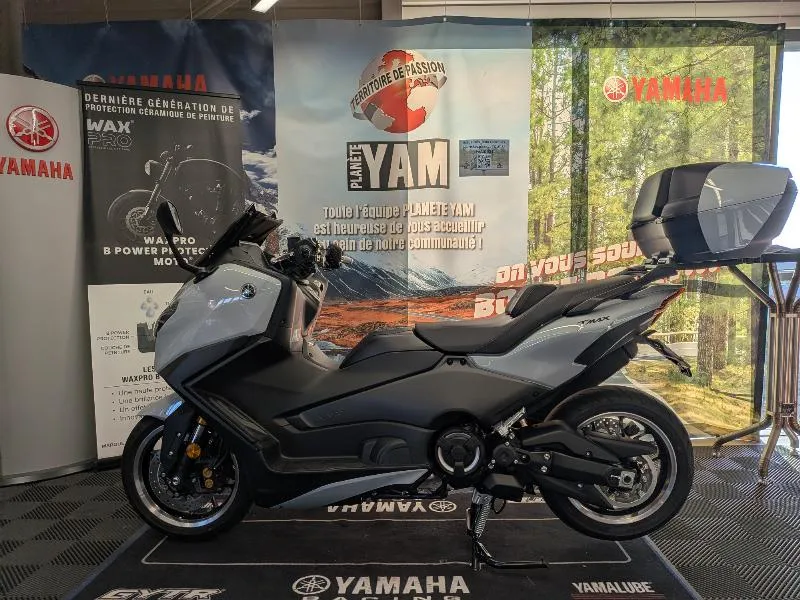XP TMAX 560 TECH MAX