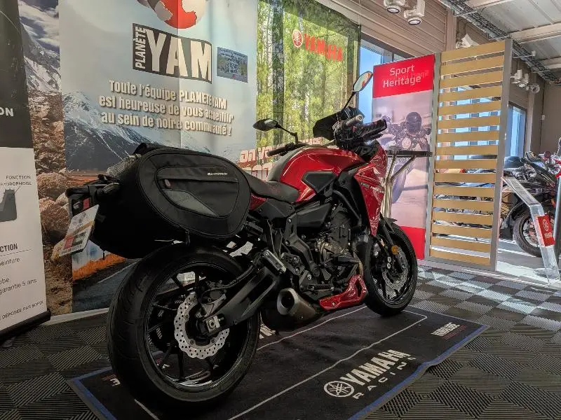 TRACER 700