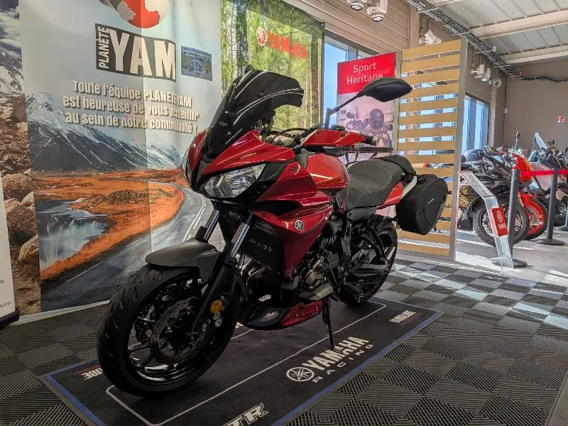 TRACER 700