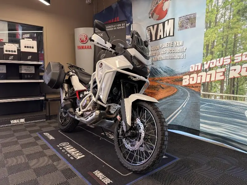 CRF 1100  L AFRICA TWIN