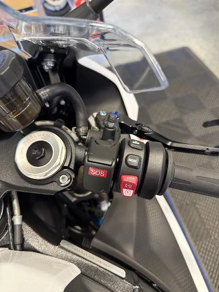 S 1000 RR