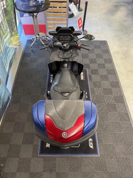 XMAX 125