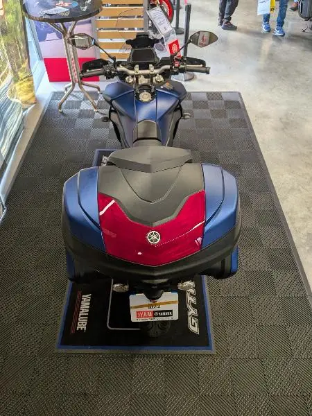 TRACER 900 GT