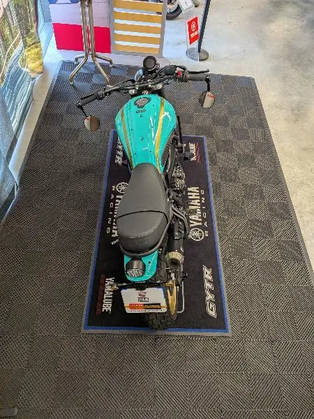 XSR 700 XTRIBUTE