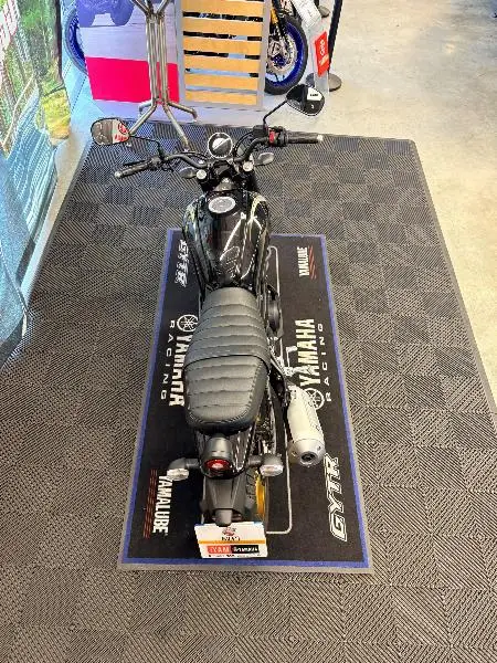XSR 125 Legacy
