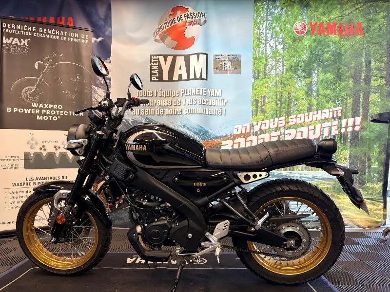 XSR 125 Legacy