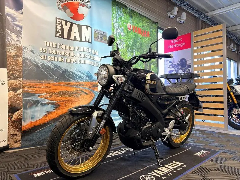 XSR 125 Legacy