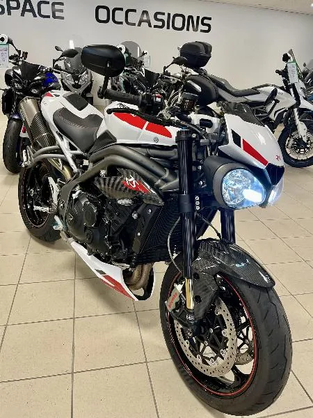 SPEED TRIPLE 1050 RS