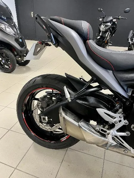 GSXS 1000