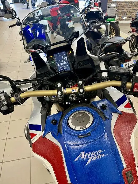 CRF 1000 D AFRICA TWIN