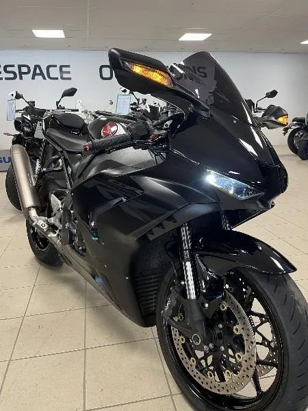 CBR 1000 R