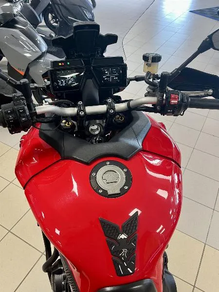 TRACER 9 GT