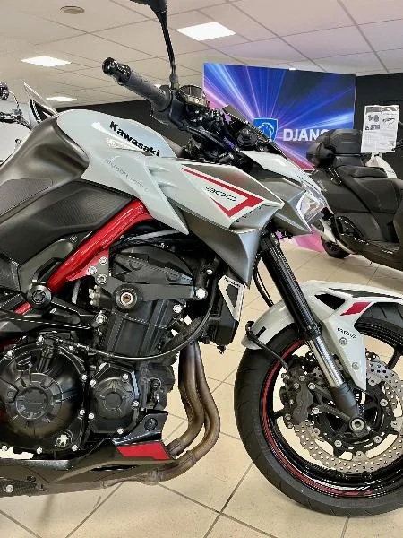 Z 900